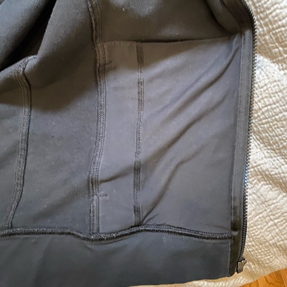 Lululemon Jacket - Picture 4 of 6